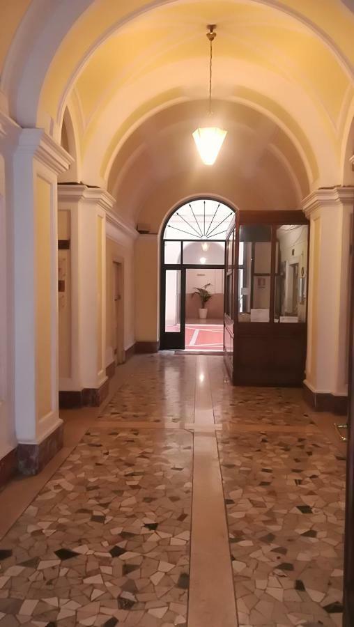Sixty One Luxury Room Rzym Zewnętrze zdjęcie